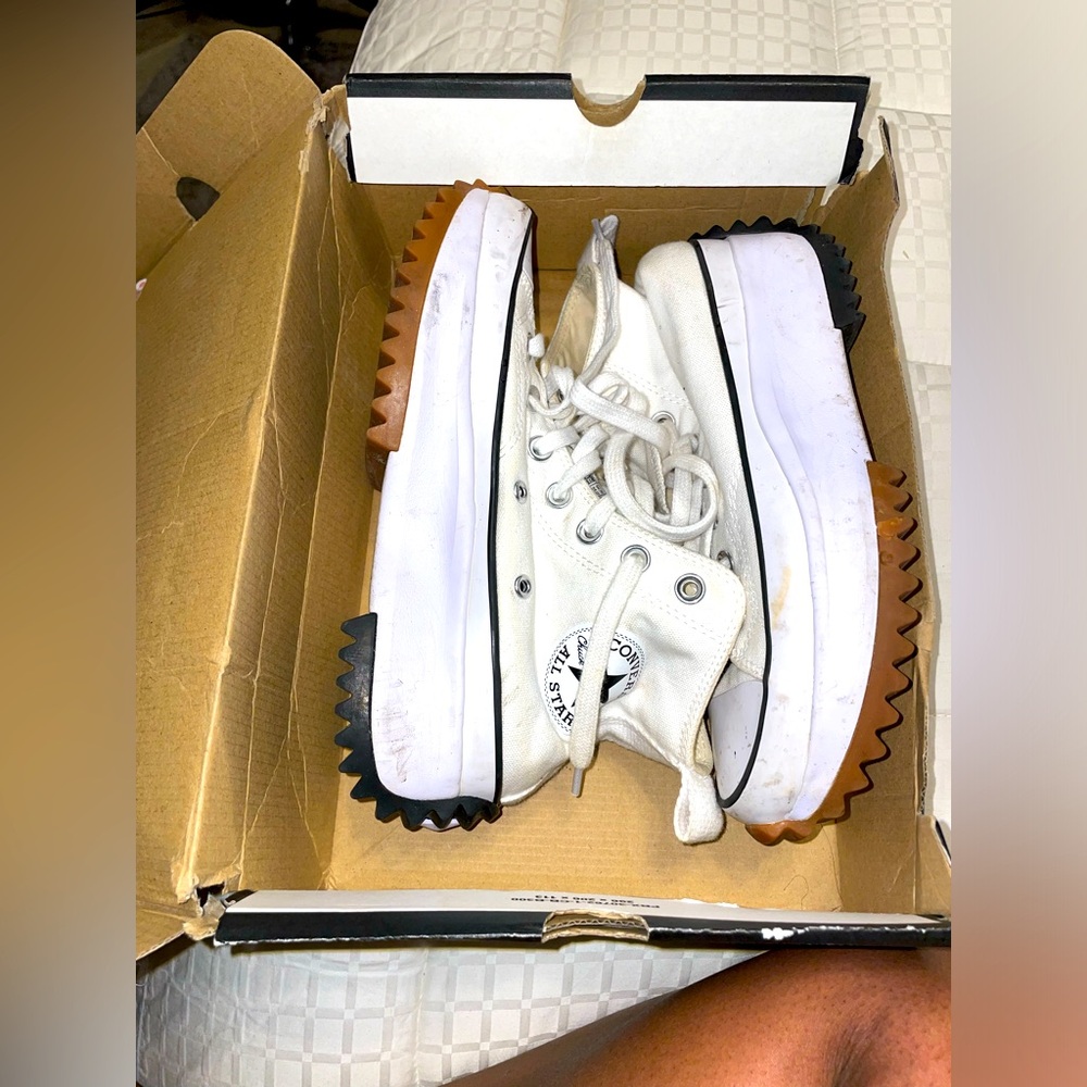 Converse Run Star Hike